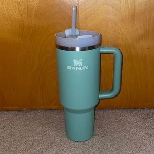 Stanley 40oz tumbler